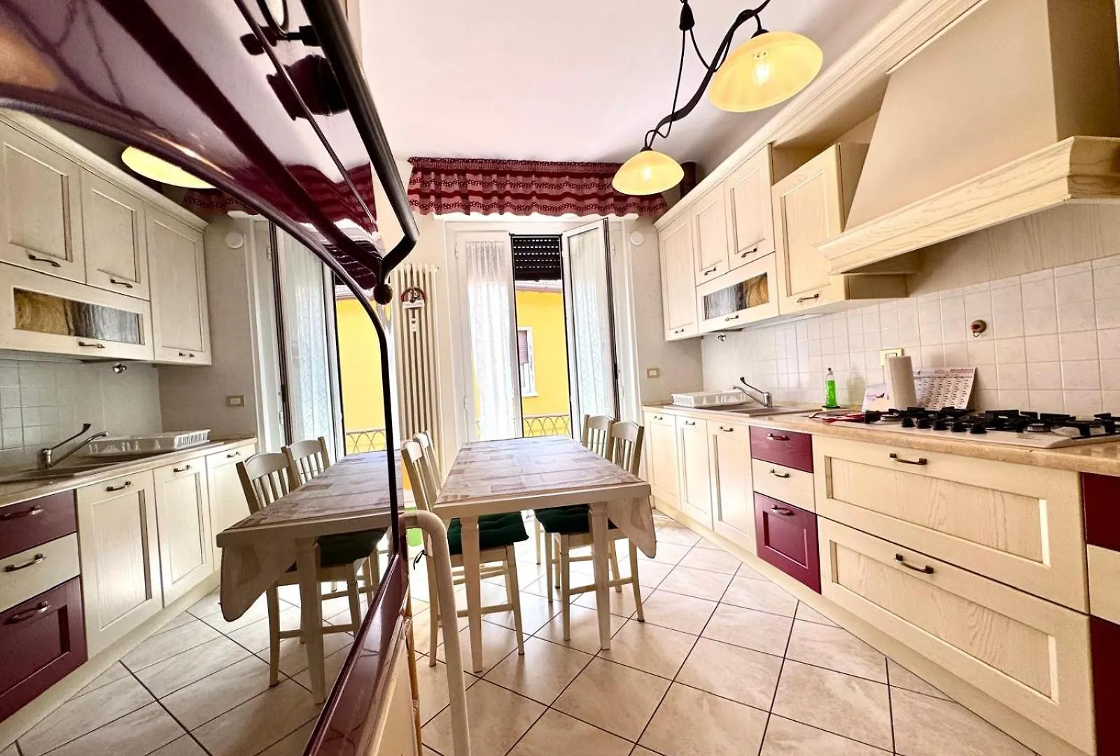 Kibilu - Family Space In Central Varese Bright & Large 0*,